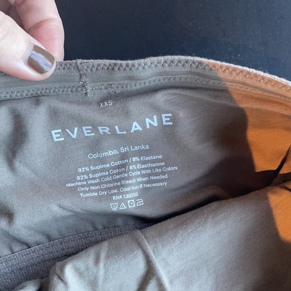 Everlane tube top with built in shelf bra! - Picture 2 of 4